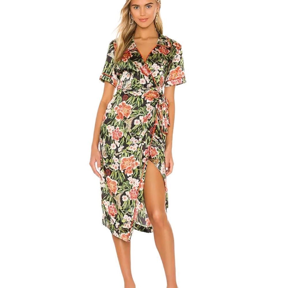 We Are HAH / Perfectly Tailored Dress